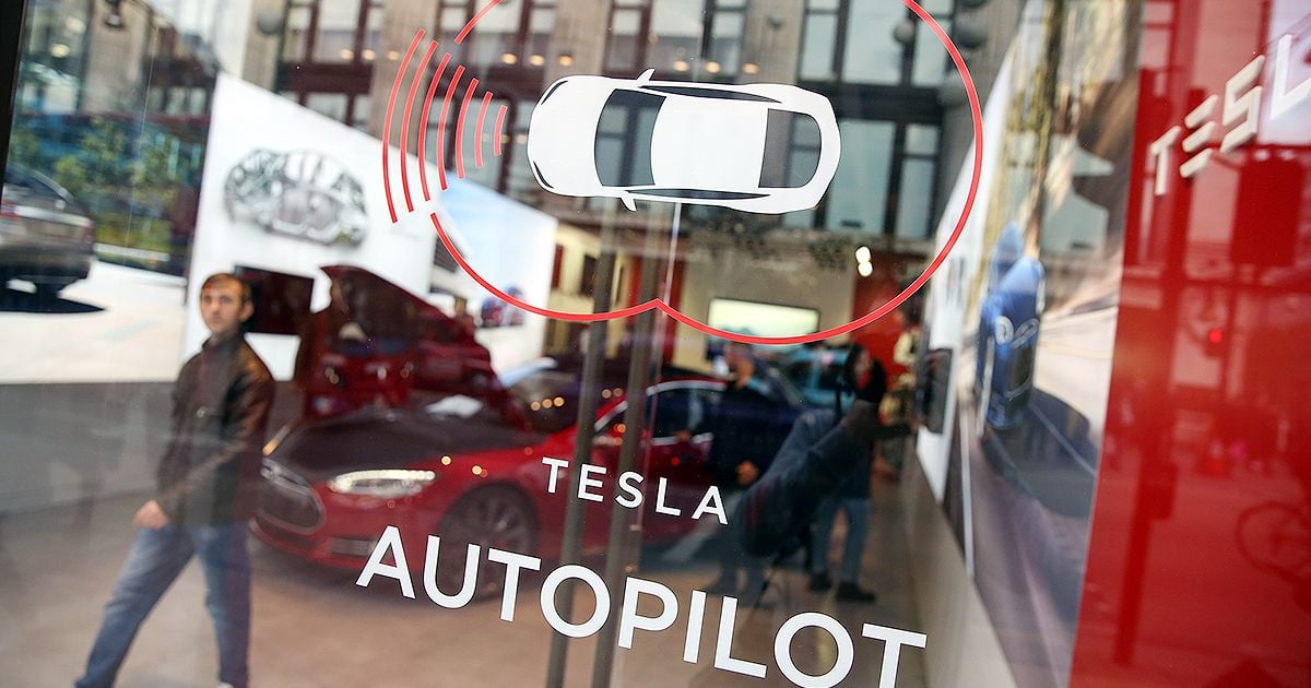 NHTSA probes two more Tesla crashes involving suspected driver assistance
