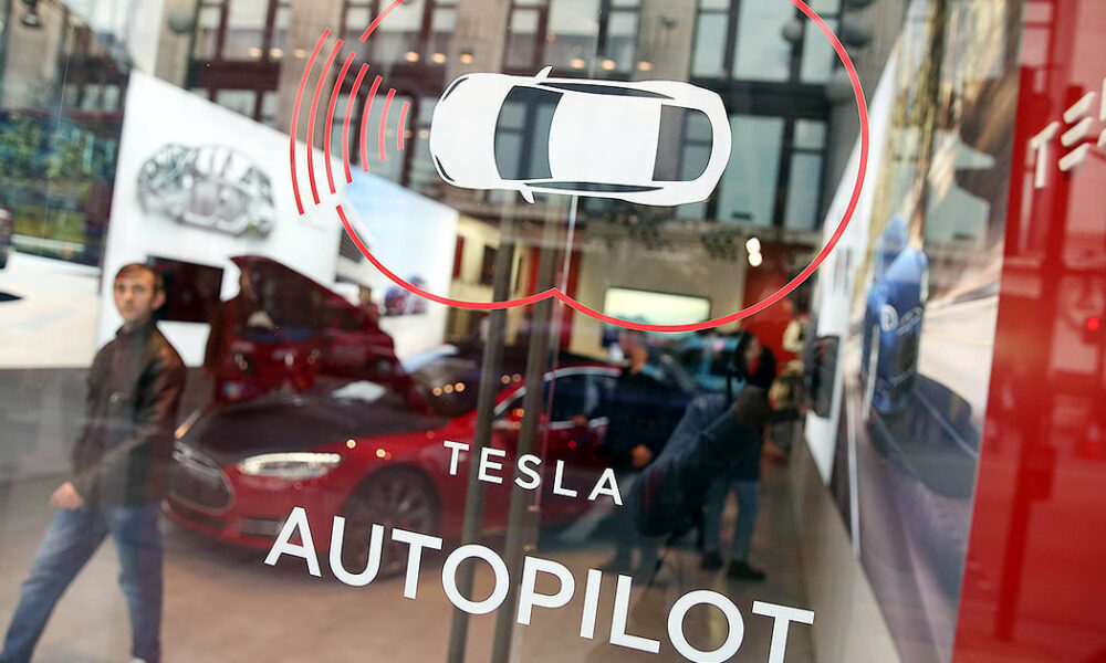‘Extensive’ Tesla Autopilot probe proceeding ‘really fast’