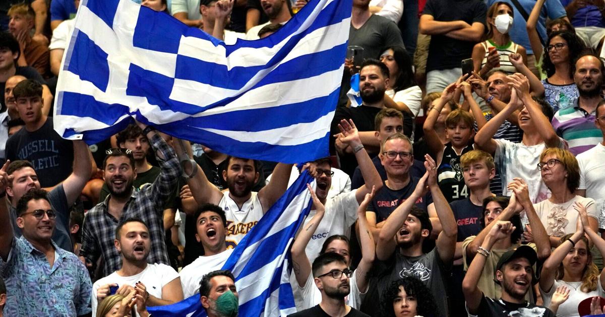 Antetokounmpo leads late, Greece tops Croatia in EuroBasket
