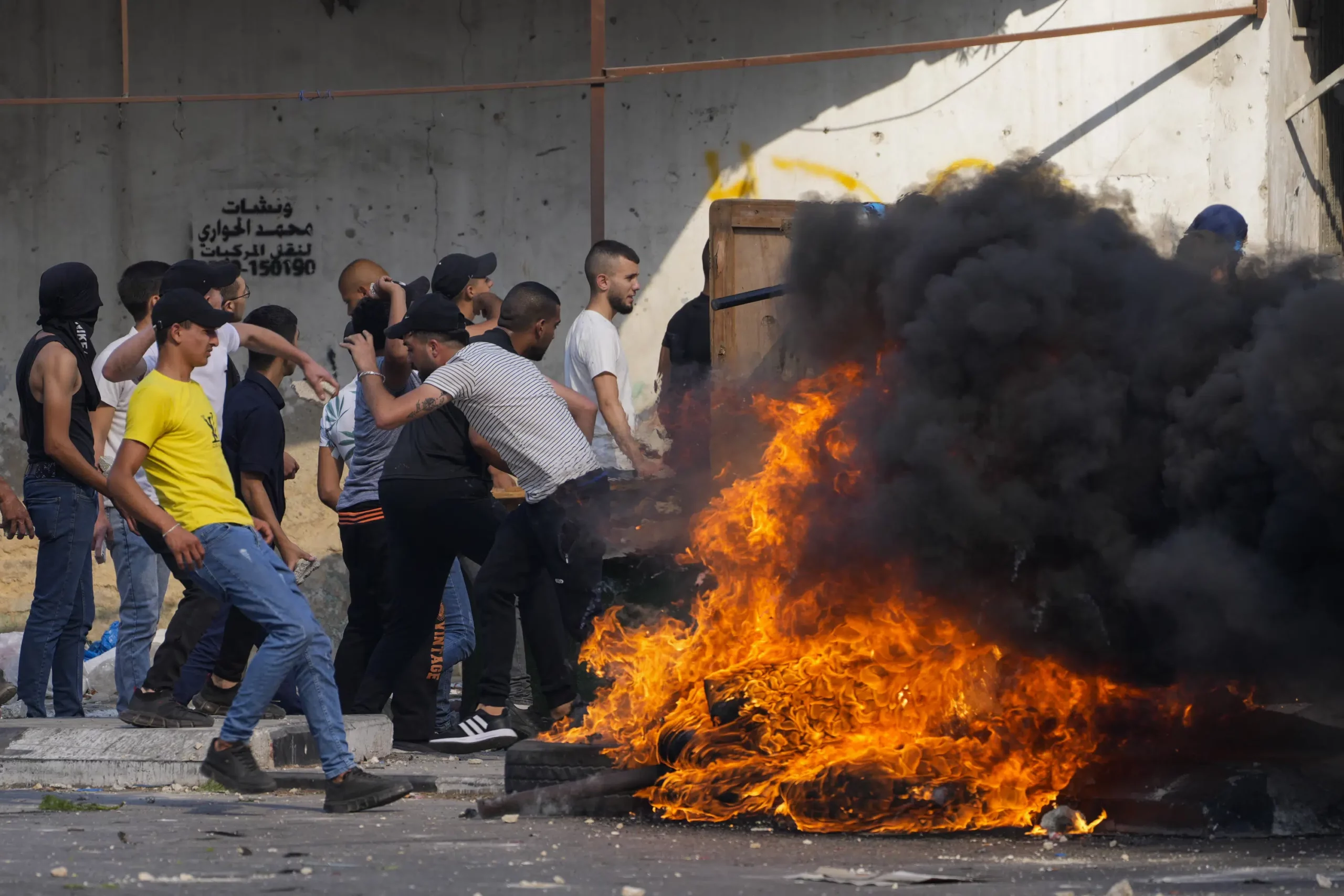 Palestinians: Officials will meet with Israel over violence
