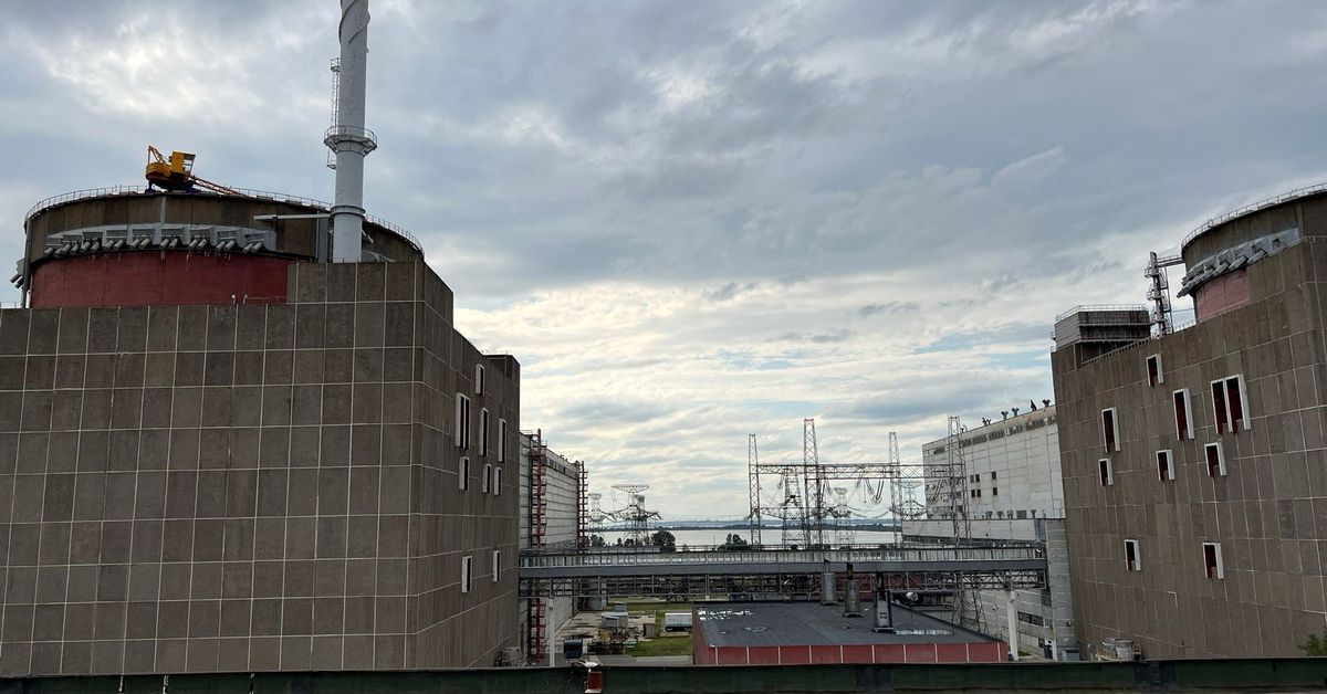 Ukraine nuclear plant loses power line, Moscow makes Europe sweat over gas