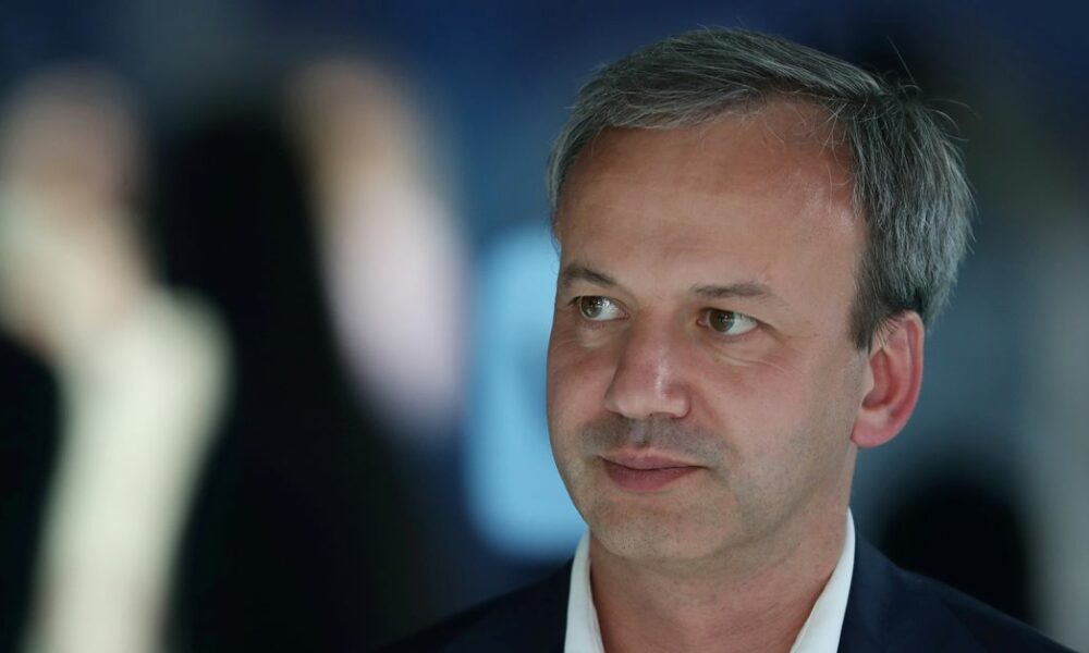 Chess-Russian former deputy PM Dvorkovich re-elected FIDE president