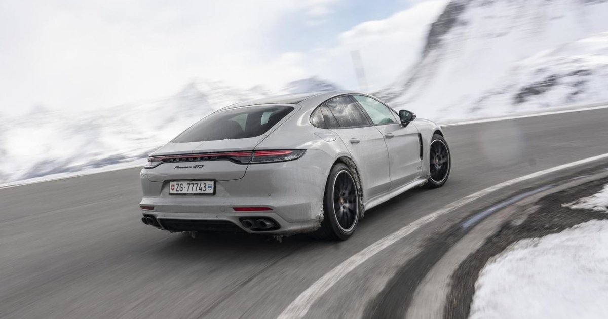 Porsche Panamera poised to go all-electric