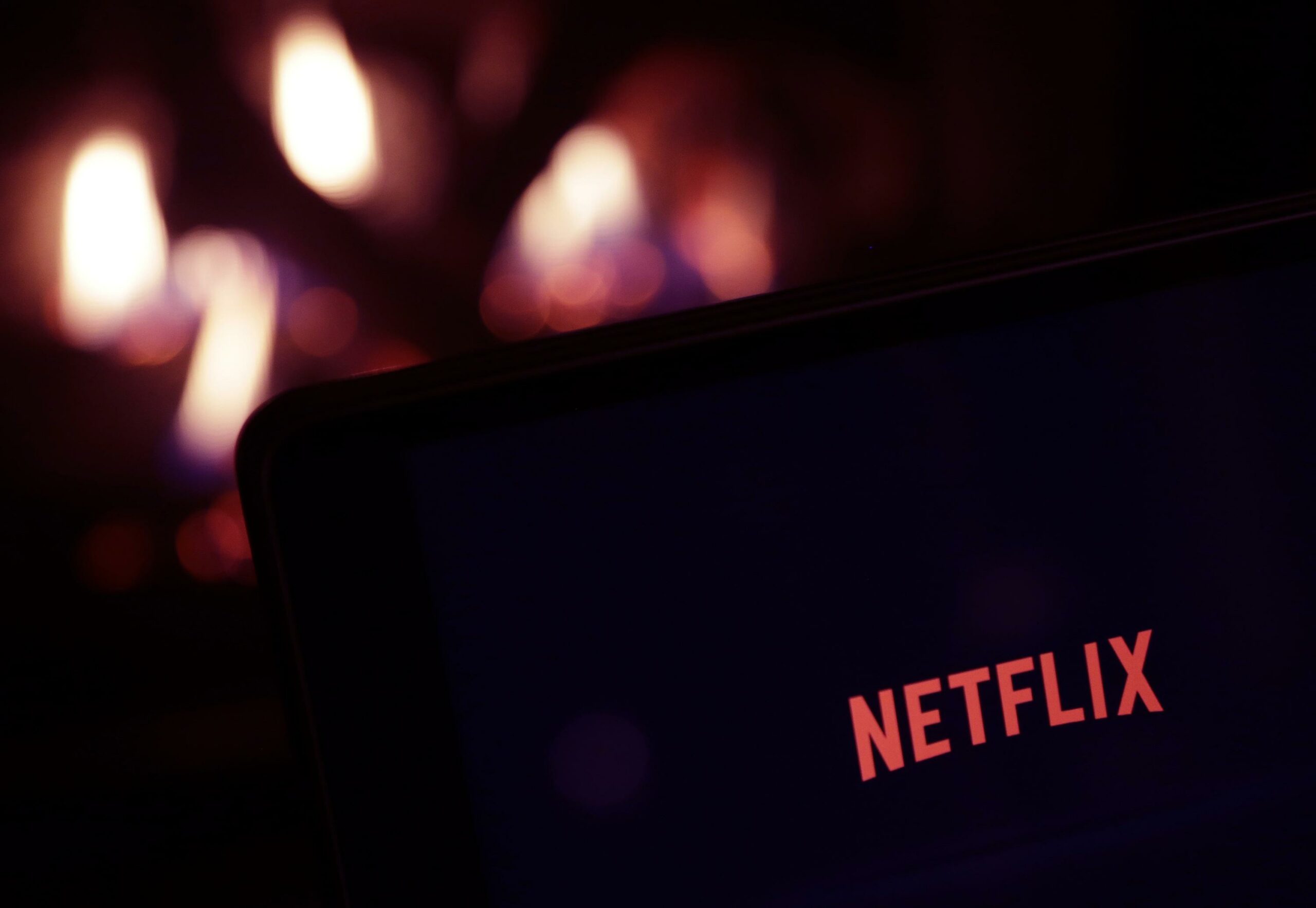 Gulf Arab nations ask NETFLIX to remove gay content…