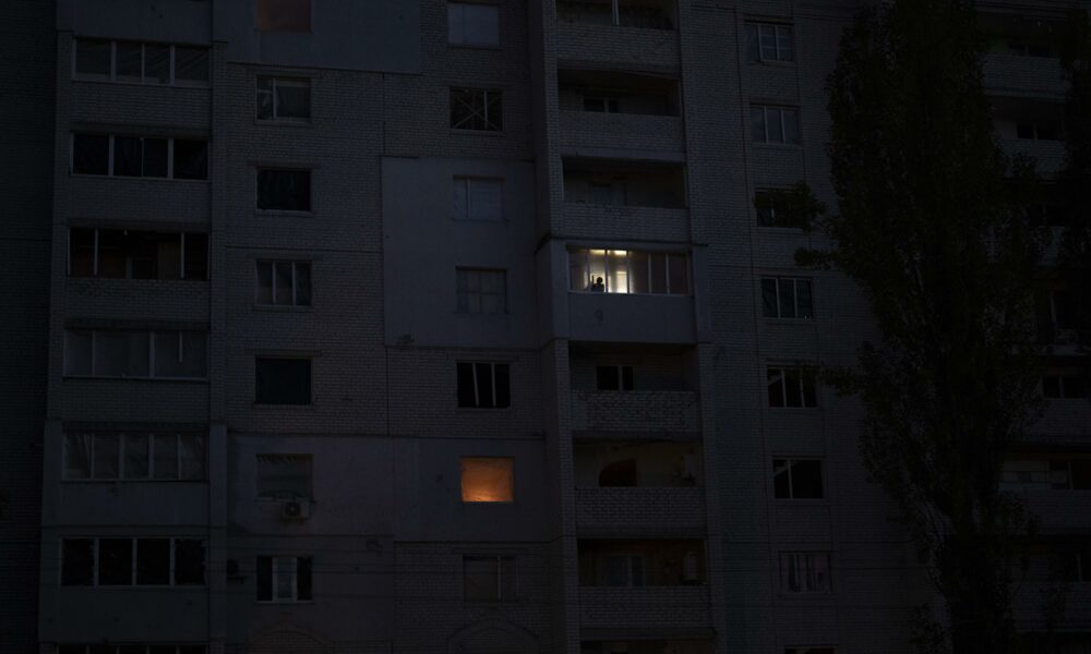 Lights go out in Ukraine as Russia launches “massive” strike